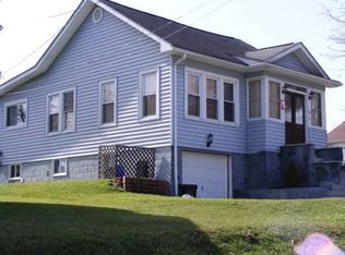 114 Spring St, Beckley, WV 25801