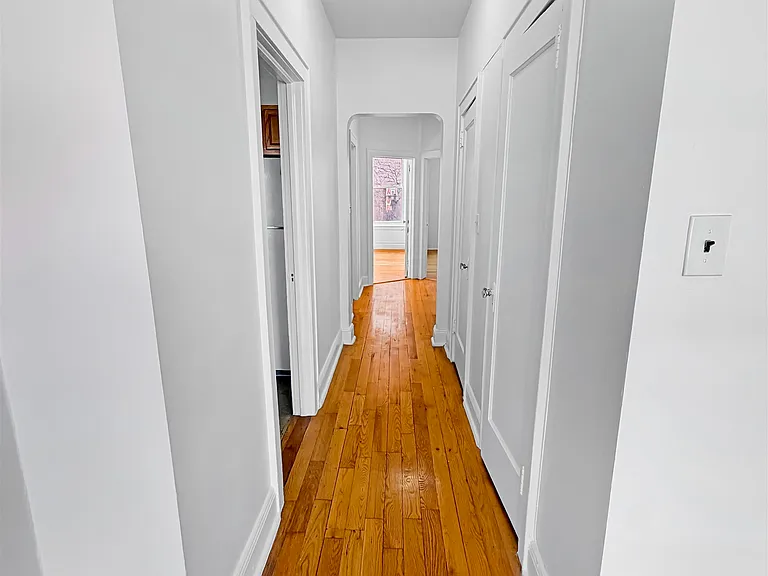 535 Washington St #2 — Photo 6