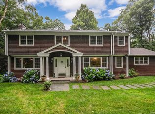 7 Hilltop Cir, Chappaqua, NY 10514