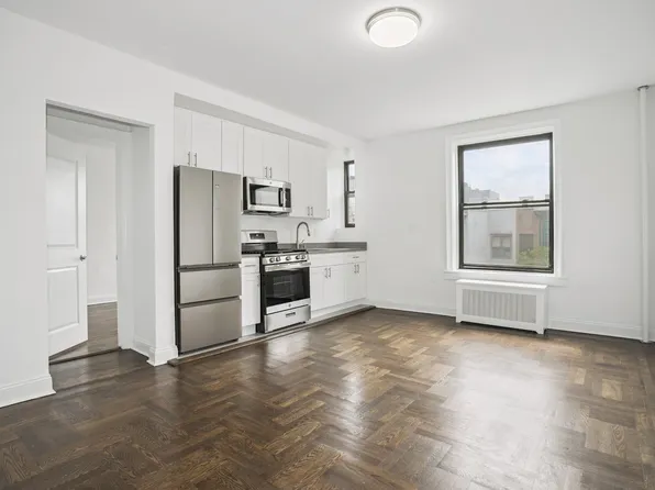 80 Winthrop Street image 2 of 7