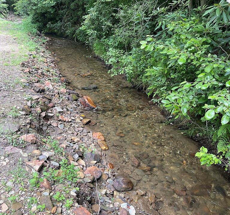 1st image of 00 W Road