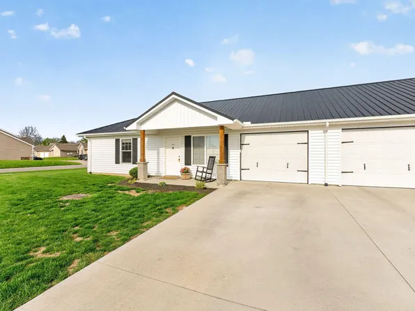 1611 Wright St, Bellefontaine, OH 43311