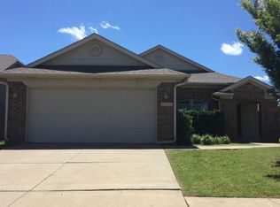 18109 Viento Dr, Edmond, OK 73012
