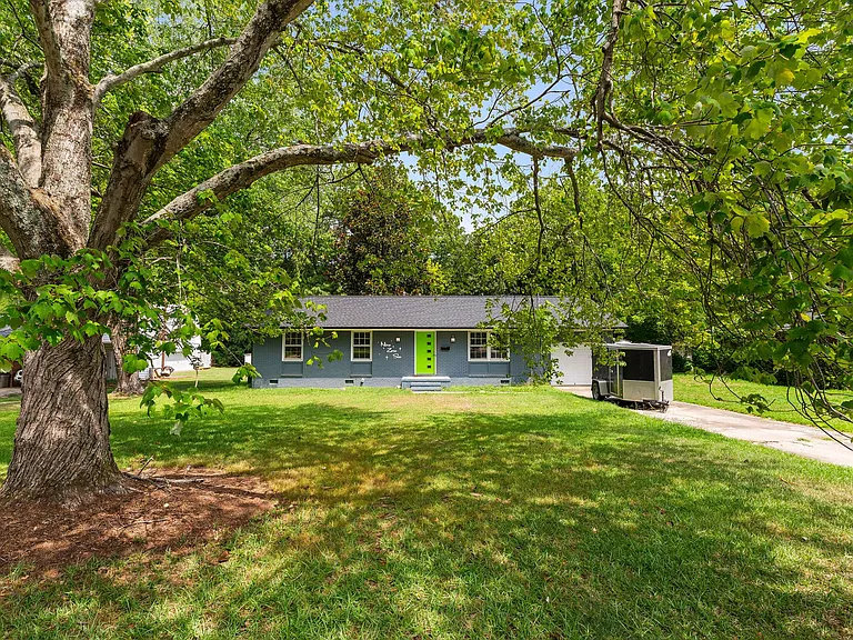 906 Vandora Ave — Photo 39