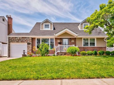 1595 Putney Road, Valley Stream, NY, 11580