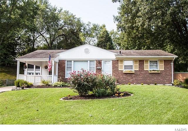 1st image of 5 Saint Rose Ct