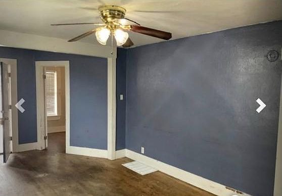 5th image of 2106 8th Ave #1