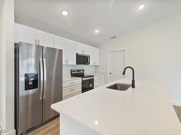 5th image of 1136 NW 9th Ter