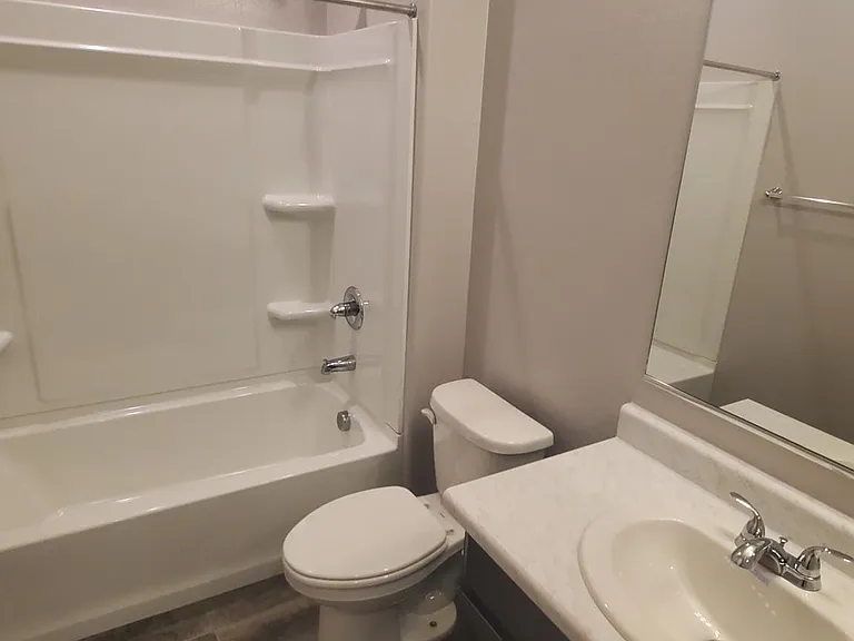 1256 E Jahns Dr — Photo 16