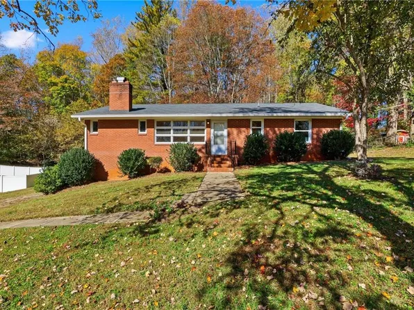 3475 Borum Dr, Winston Salem, NC 27107