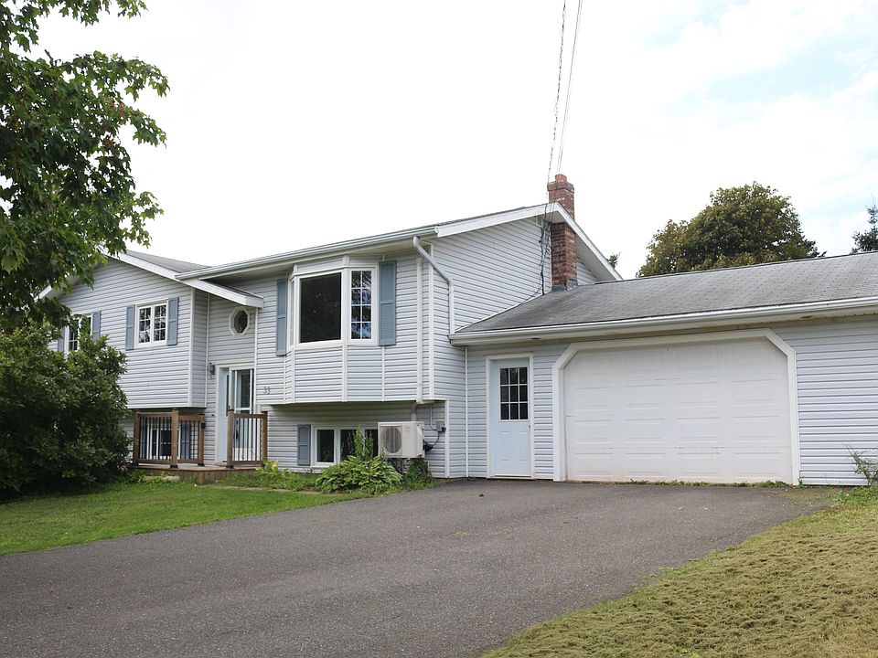 1st image of 33 Amanda Dr E