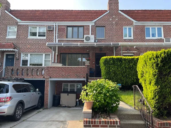 14025 69th Rd, Flushing, NY 11367