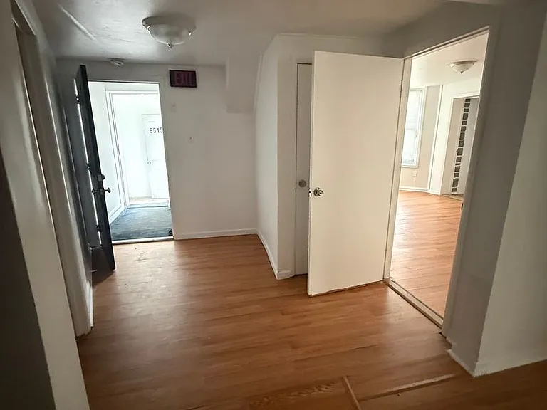 6515 Rising Sun Ave — Photo 16