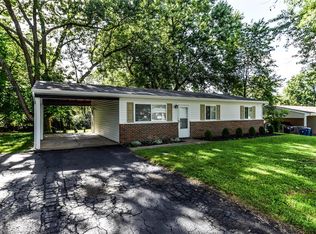 241 Ramsey Ln, Ballwin, MO 63021