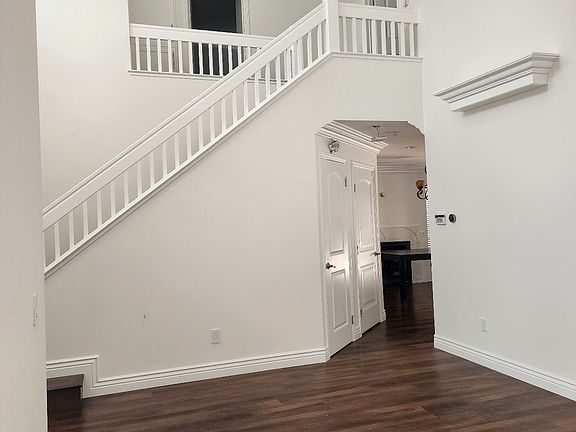 5th image of 9409 Lazy Creek Dr