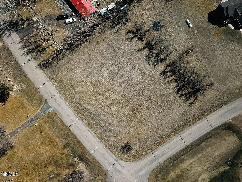 2nd image of 6503 Kingswood Rd