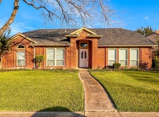 9413 Willard St, Rowlett, TX 75088