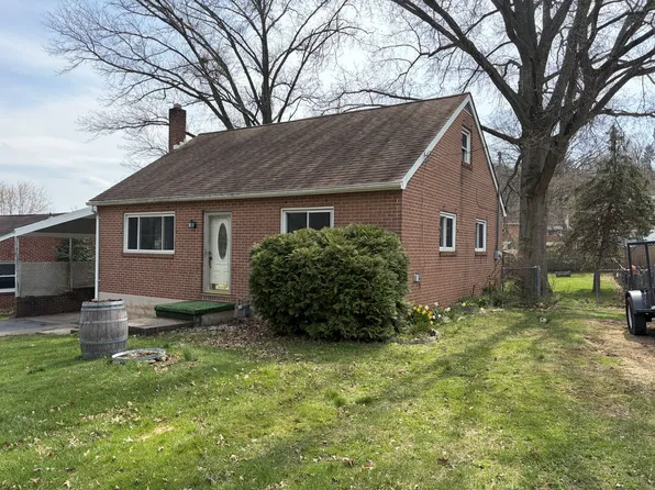 741 York St, Mount Wolf, PA 17347