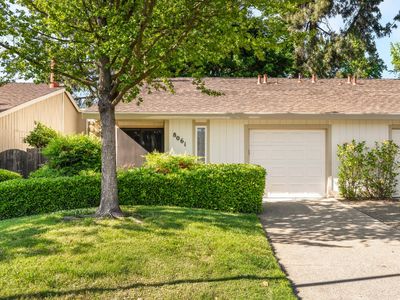 8061 La Riviera Dr, Sacramento, CA, 95826