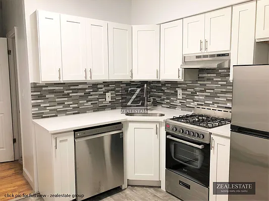 Rented by ZealEstate Group Inc | media 74