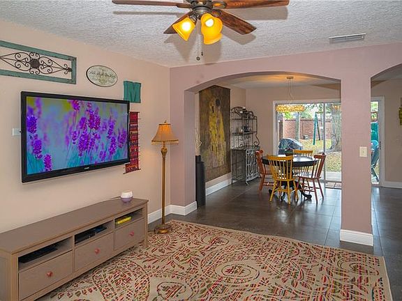 2nd image of 1101 Carey Glen Cir