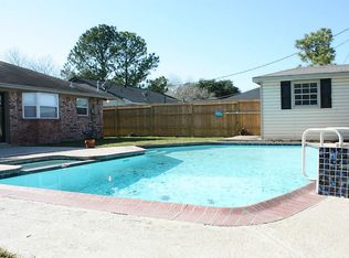 5910 Hoover St, Houston, TX 77092