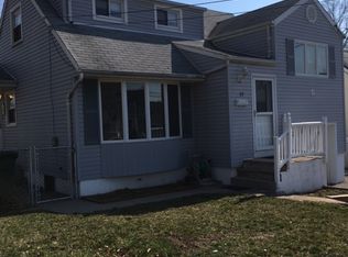 30 Harrison Pl, Parlin, NJ 08859