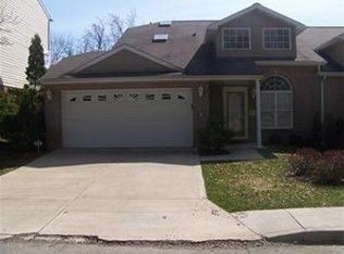 513 Newport Dr, Pittsburgh, PA