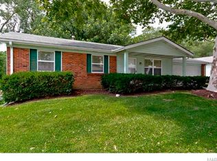 1227 Wheaton Dr, Saint Charles, MO 63301
