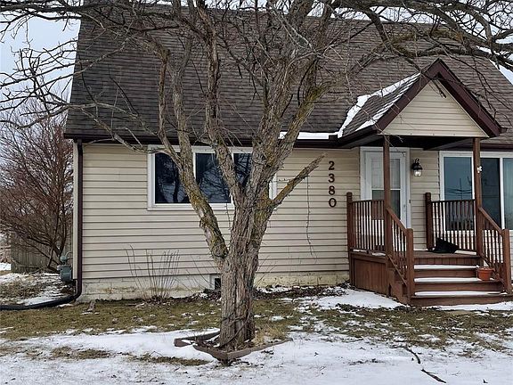 2nd image of 2380 S Van Dyke Rd