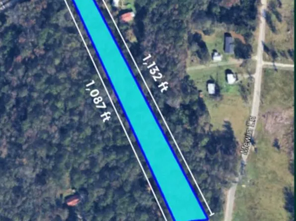 909 Holmestown Loop Rd, Midway, GA 31320