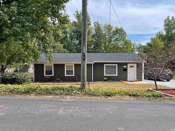 3rd image of 4113 N Fulton Ave