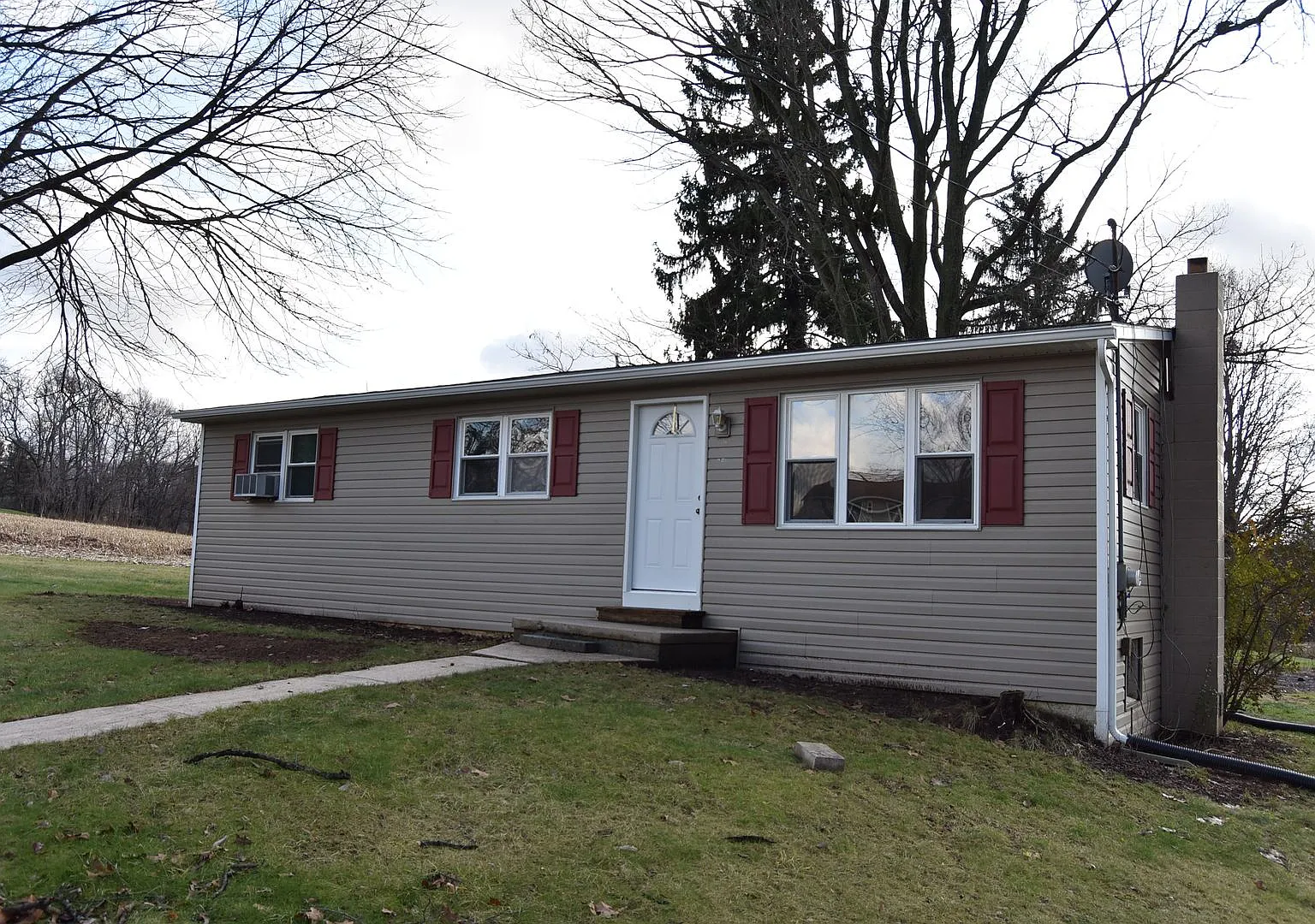 2 Bedroom Rancher — Photo 1