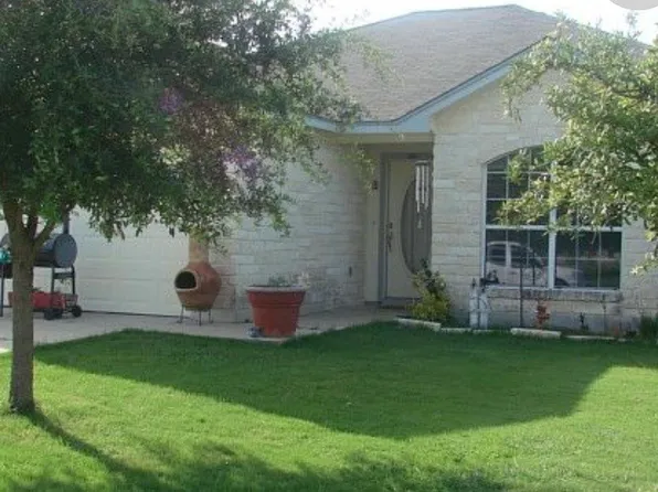 148 Amber Ln, Jarrell, TX 76537