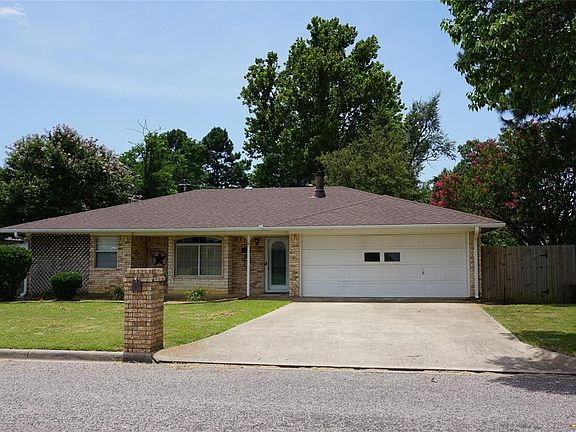 2nd image of 114 Brookshear Dr