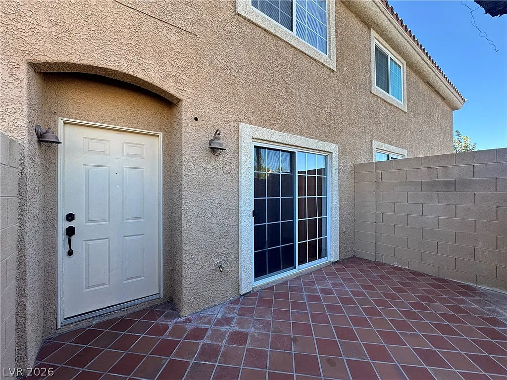 3 bed, 2.5 bath, 1504 sqft, $1,850 — Photo 3