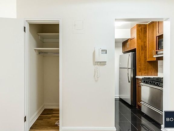 3rd image of 305 W 13th St APT 2J