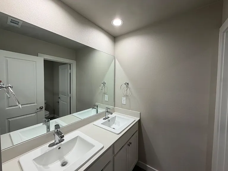 328 Ranger St — Photo 11