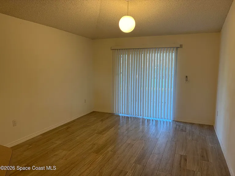 1776 Vista Lake Cir — Photo 10