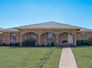4214 Lynnwood Dr, Rowlett, TX 75088