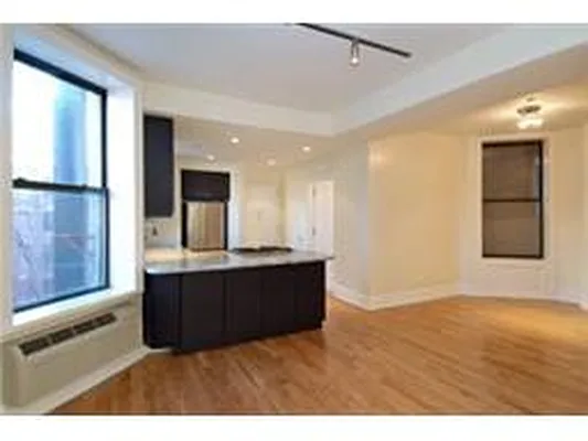 Rented by Douglas Elliman | media 29