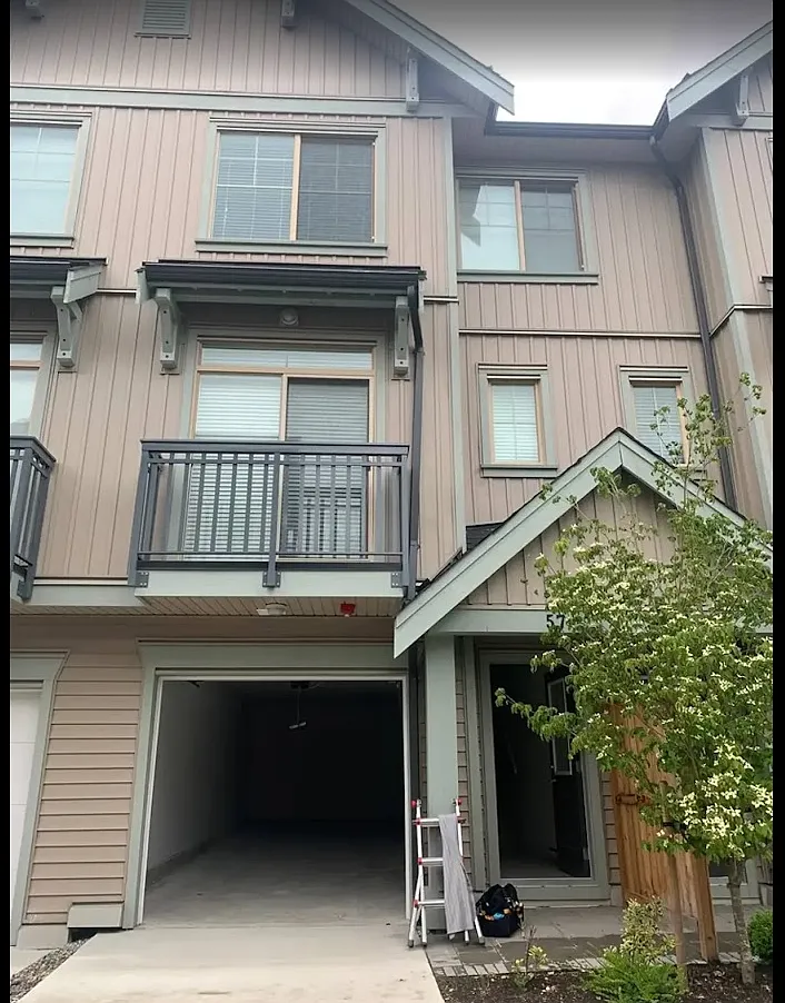 3 bed, 1400 sqft, $3,200 — Photo 1