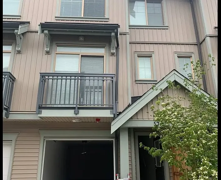 20487 65th Ave #8 — Photo 1