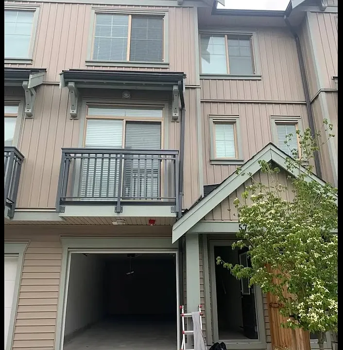 20487 65th Ave #8