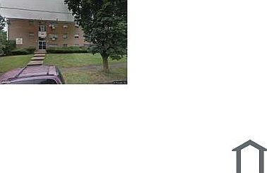 3rd image of 365 S Yale Ave
