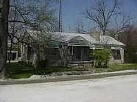 8854 W Washington St photo 1