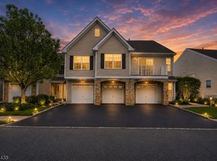 131 Mountainside Dr, Pompton Lakes Boro, NJ 07442