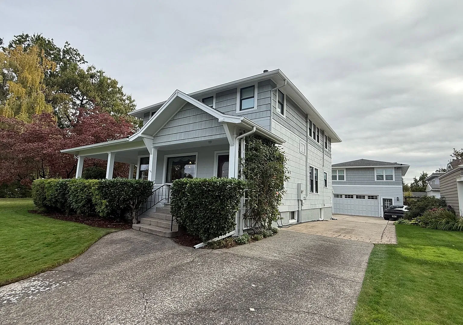 Spacious Sellwood Home | 4 Beds, 4.5 Baths | 3,624 Sq. Ft. | VIDEO — Photo 2