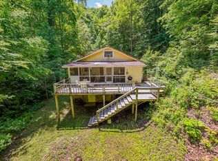 570 Briggs Cove Rd, Robbinsville, NC 28771
