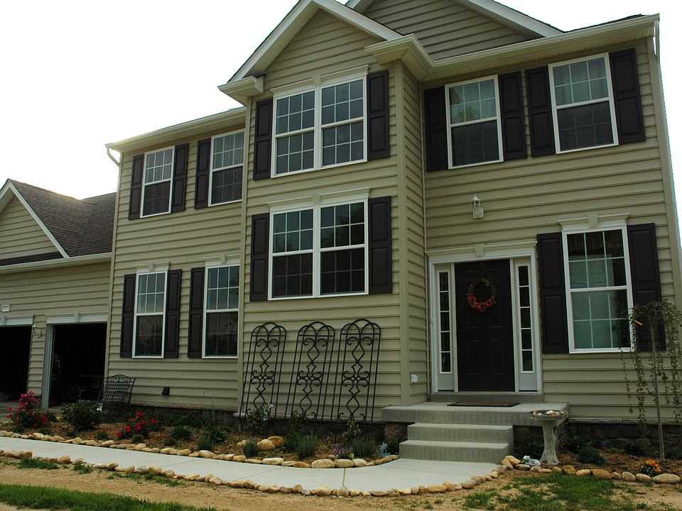 1st image of 39975 Fair Hill Ln